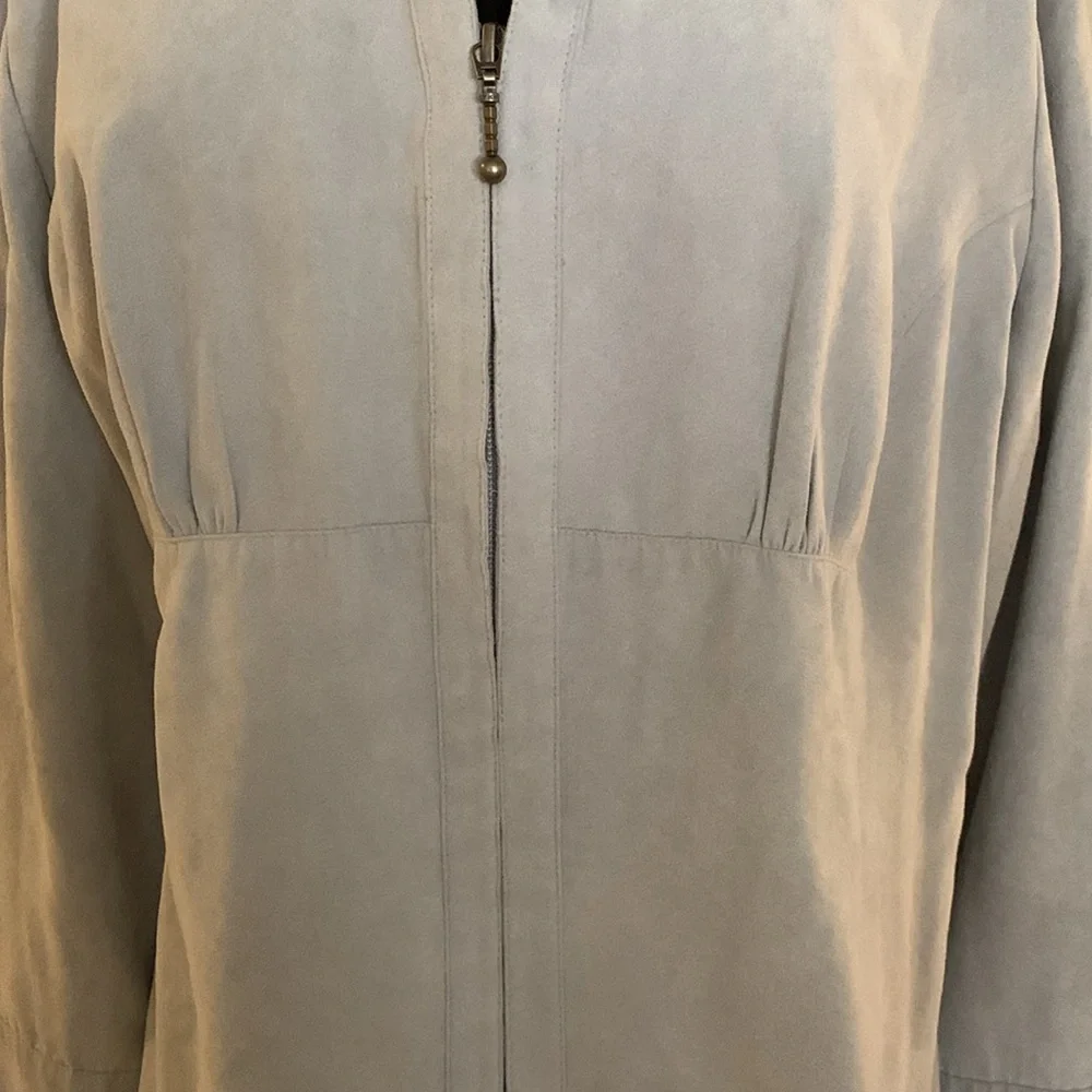 Lite Gray Cato Faux Suede Top - Picture 3 of 7